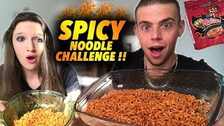 SPICY NOODLE CHALLENGE  5 Paquets  En COUPLE [upl. by Eelram]