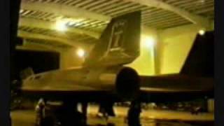 SR71 Blackbird  How to Fly the Worlds Fastest Aircraft [upl. by Notxam]